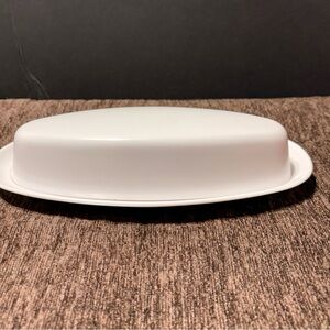 Vintage White MelMac Butter Dish 
In excellent condition
